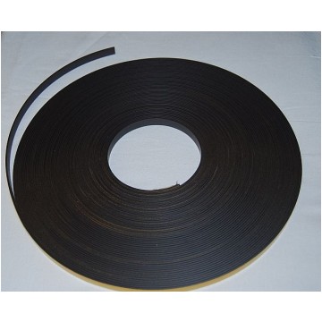 Pasek magnetyczny szer. 10mm dł. 30m (rolka)